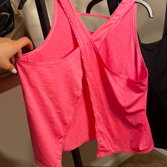 Open Back Athletic Tank Tops - Picture 2 of 3